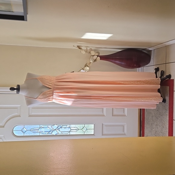 Forever 21 Maxi Dress - Picture 1 of 6